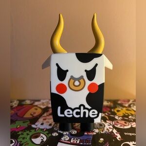 tokidoki x Strangeco Moofia LECHE